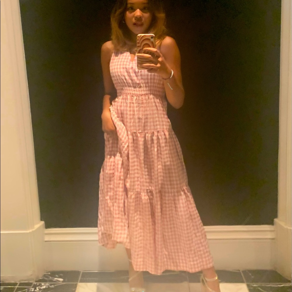 Beautiful Tall girl friendly pink and white dress!